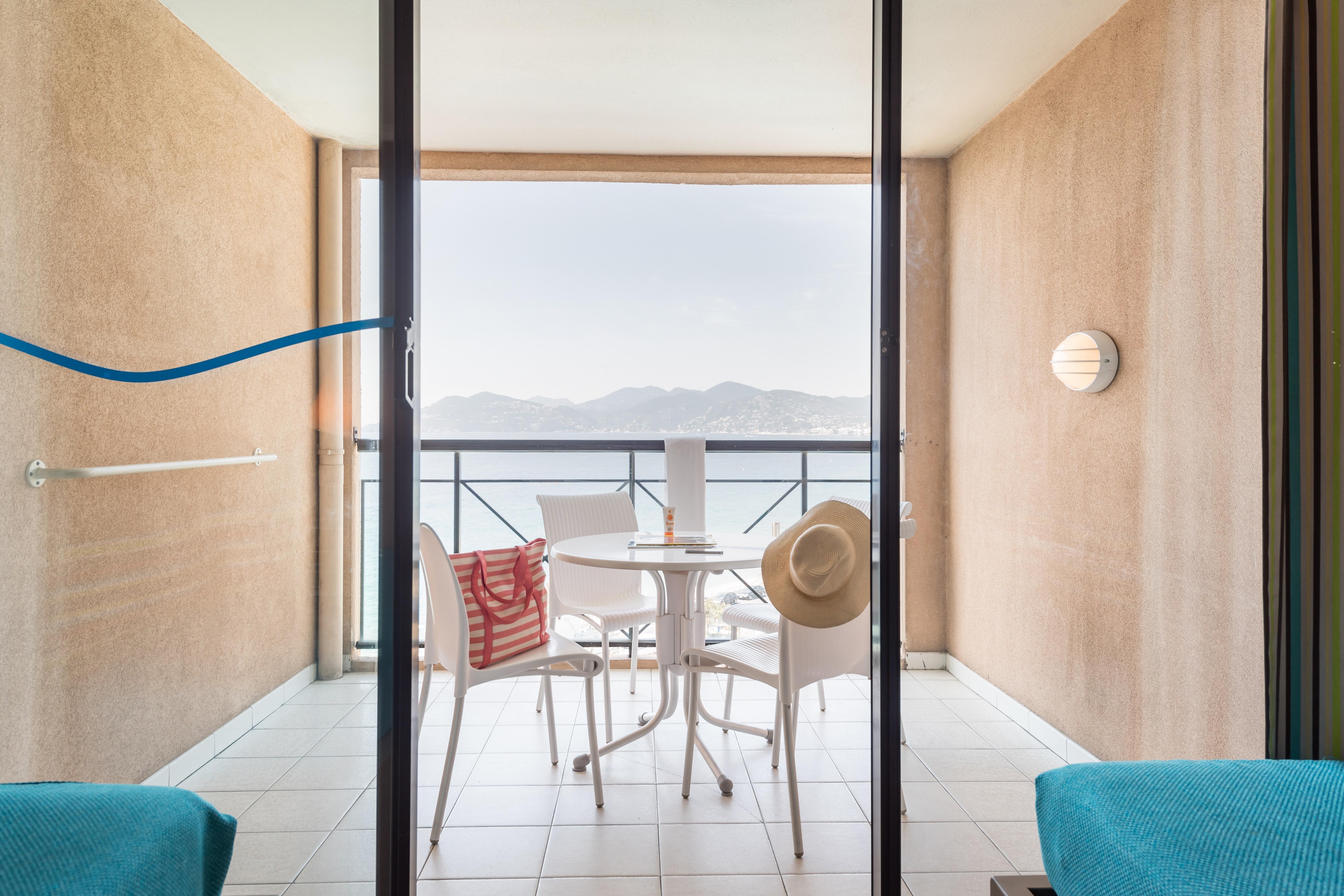 Pierre & Verrerie Aparthotel